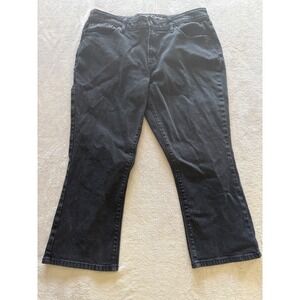 Universal Thread Women's Size 16W Curvy Kick Boot Crop Jean Pants Dark‎ Wash